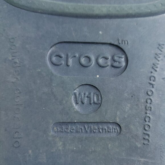 Womens Crocs Navy & Gray Wedge Sandals Size 10 Lightweight Slip-On - Picture 8 of 9